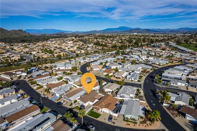 38094 Calle Amigable, Murrieta, CA 92563