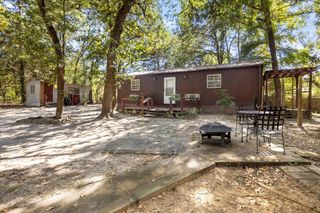 23207 Holly Road, Mineola, TX 75773