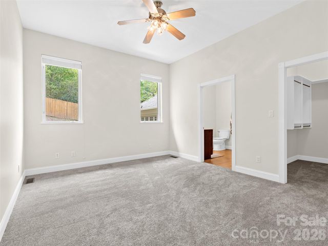 16 Chickadee Lane, Fairview, NC 28730
