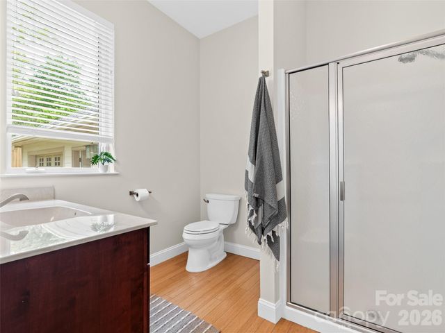 16 Chickadee Lane, Fairview, NC 28730