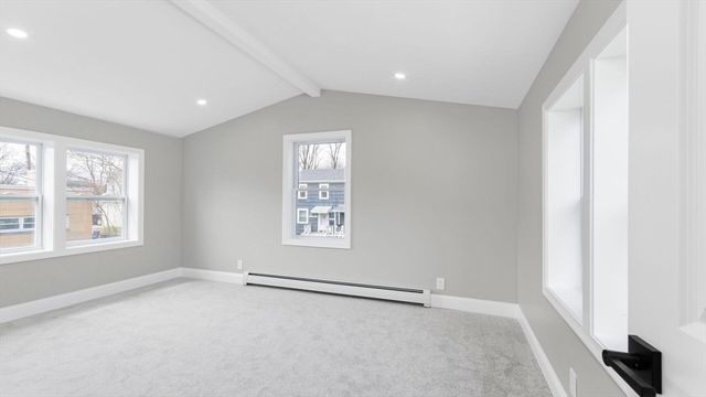 23 Lynn St, Peabody, MA 01960