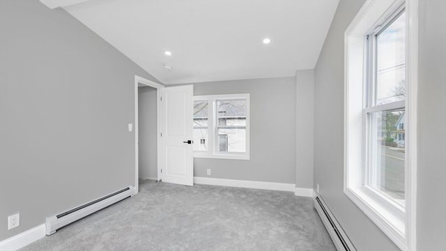 23 Lynn St, Peabody, MA 01960