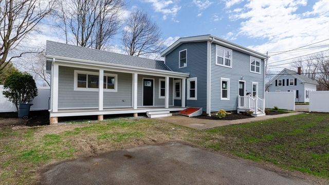 23 Lynn St, Peabody, MA 01960
