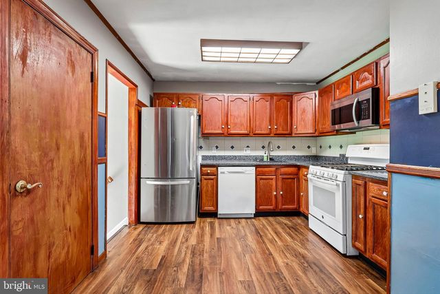 19 GILBERT CT, Williamstown, NJ 08094