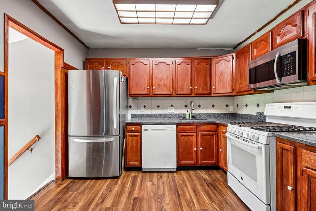 19 GILBERT CT, Williamstown, NJ 08094