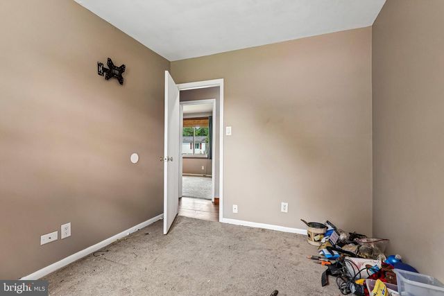 19 GILBERT CT, Williamstown, NJ 08094