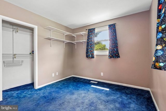 19 GILBERT CT, Williamstown, NJ 08094
