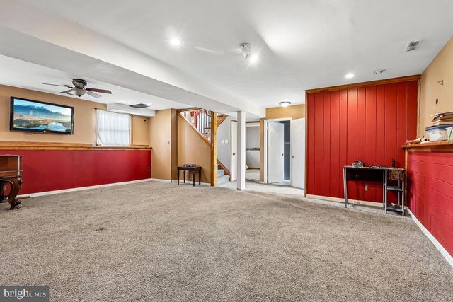 19 GILBERT CT, Williamstown, NJ 08094