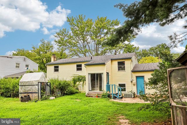 19 GILBERT CT, Williamstown, NJ 08094
