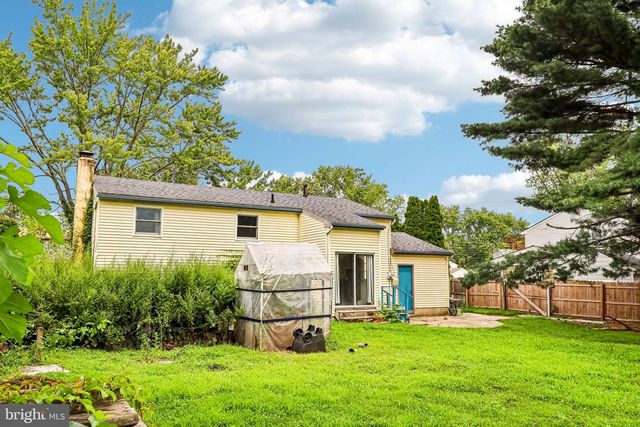 19 GILBERT CT, Williamstown, NJ 08094