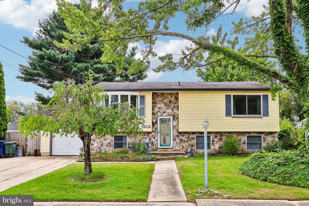19 GILBERT CT, Williamstown, NJ 08094
