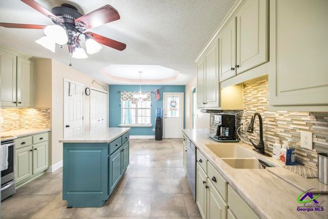 101 Bentley Way, Kathleen, GA 31047