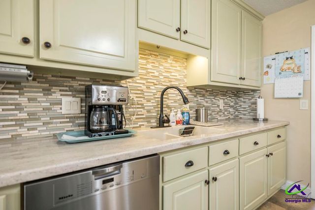 101 Bentley Way, Kathleen, GA 31047