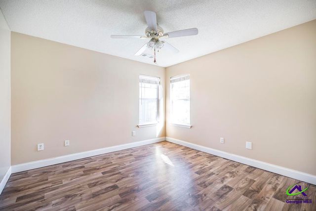 101 Bentley Way, Kathleen, GA 31047