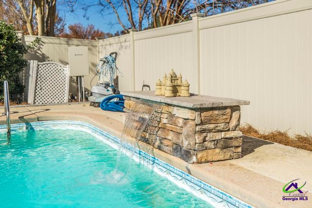 101 Bentley Way, Kathleen, GA 31047