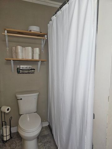 704 SW K Street, Grants Pass, OR 97526