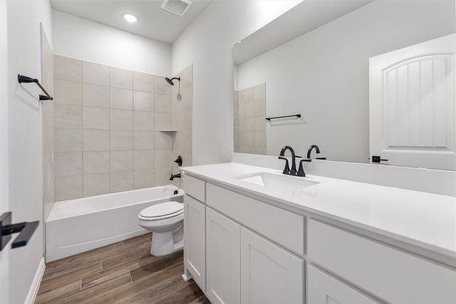 60 Roosevelt Lane, Valley View, TX 76272