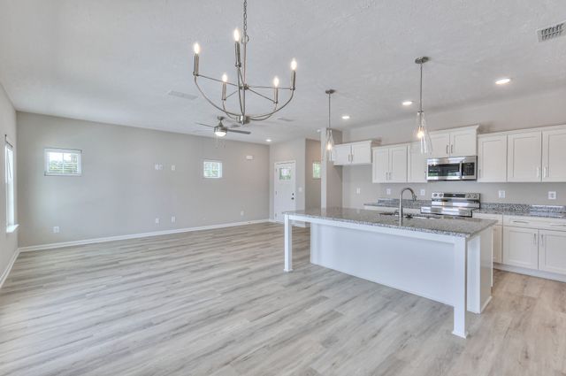 35 Hardwood Rd, Tullahoma, TN 37388