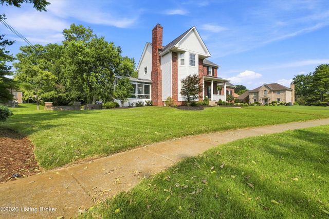 8606 Glenhope Dr, Louisville, KY 40291