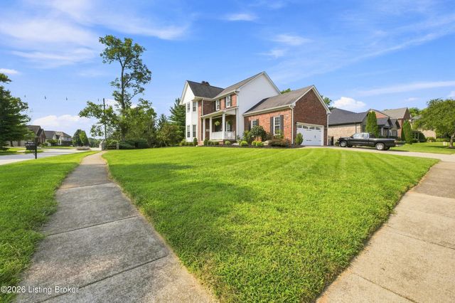 8606 Glenhope Dr, Louisville, KY 40291
