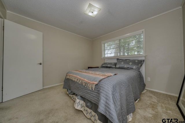 249 E Hideaway Ln, Hideaway, TX 75771