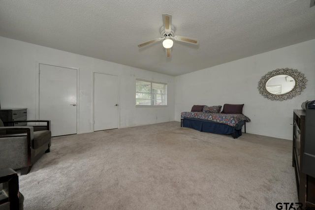 249 E Hideaway Ln, Hideaway, TX 75771