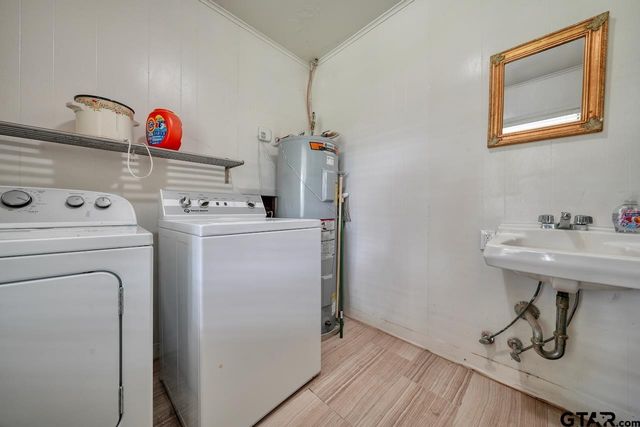 249 E Hideaway Ln, Hideaway, TX 75771
