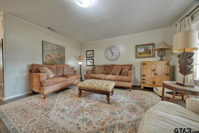 249 E Hideaway Ln, Hideaway, TX 75771