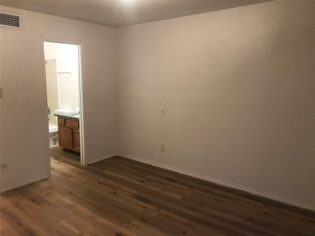 9797 Leawood Boulevard 1418, Houston, TX 77099