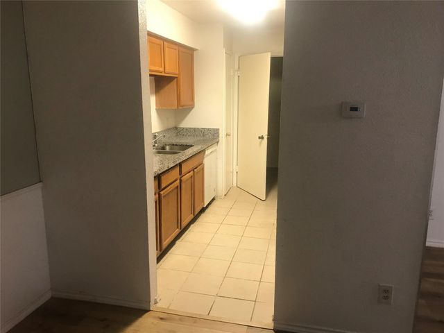 9797 Leawood Boulevard 1418, Houston, TX 77099