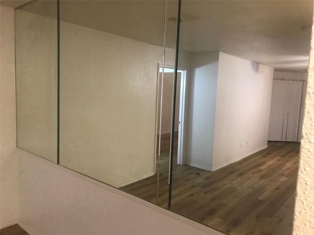 9797 Leawood Boulevard 1418, Houston, TX 77099