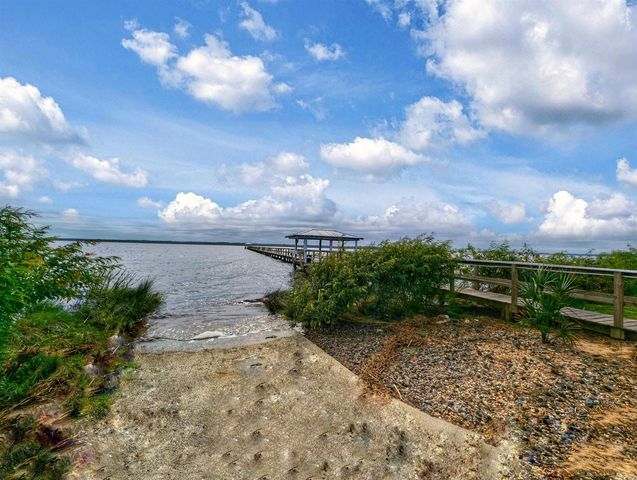 619 Winnow Way, Georgetown, SC 29440