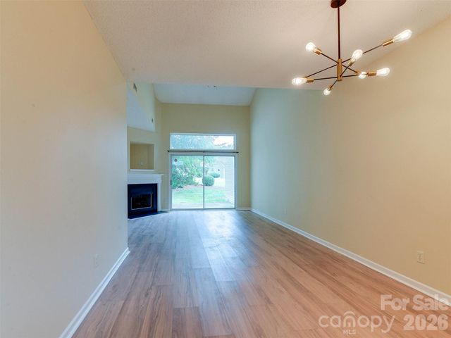 9128 Treyburn Drive, Charlotte, NC 28216