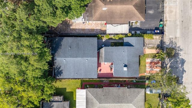 2610 NW 33rd St, Miami, FL 33142