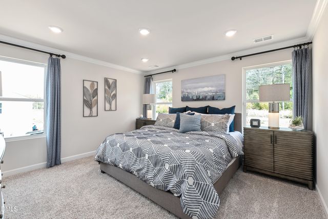 811 Stream View Court, Mebane, NC 27302