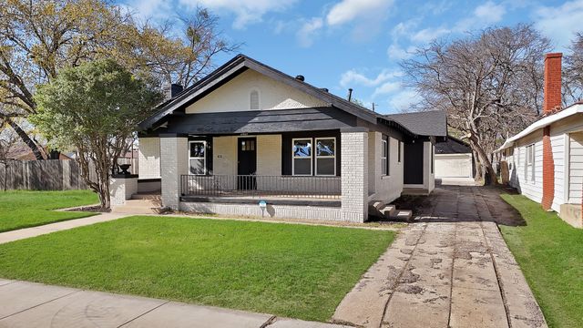 2803 Wilkinson Avenue, Fort Worth, TX 76103