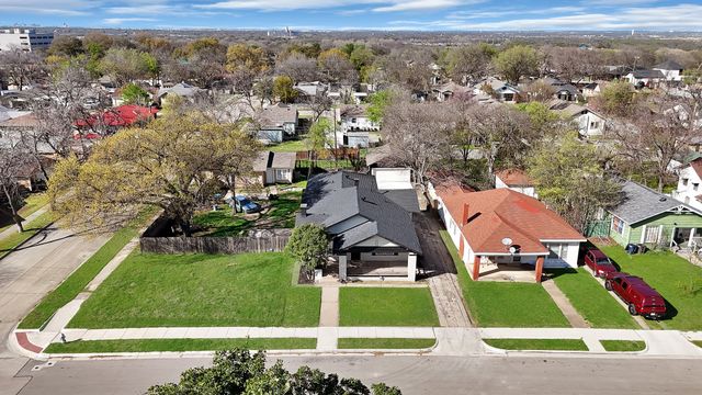 2803 Wilkinson Avenue, Fort Worth, TX 76103