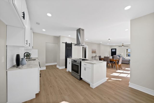 2803 Wilkinson Avenue, Fort Worth, TX 76103