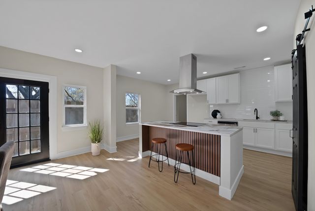 2803 Wilkinson Avenue, Fort Worth, TX 76103