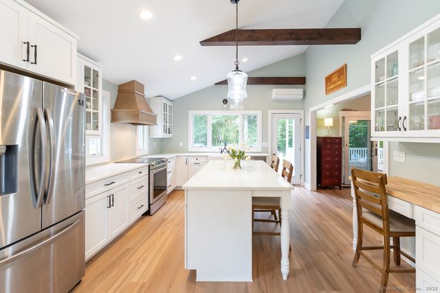 147 Pequot Avenue, Groton, CT 06355