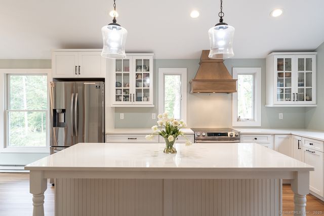 147 Pequot Avenue, Groton, CT 06355