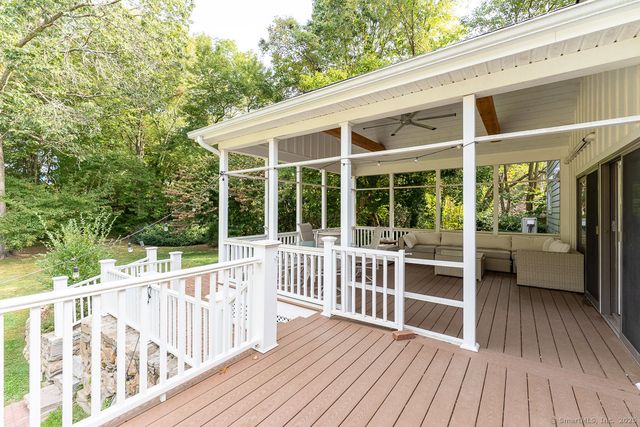 147 Pequot Avenue, Groton, CT 06355