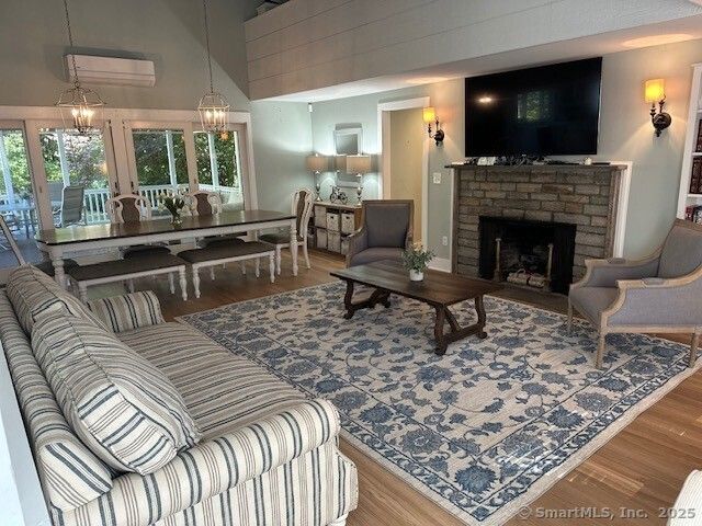 147 Pequot Avenue, Groton, CT 06355