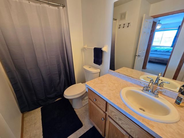 20688 Enfield Avenue N, Forest Lake, MN 55025