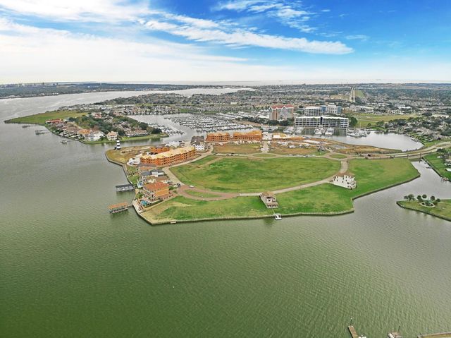 2498 Beacon Circle, League City, TX 77573