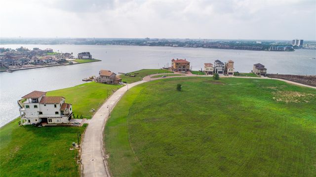 2498 Beacon Circle, League City, TX 77573