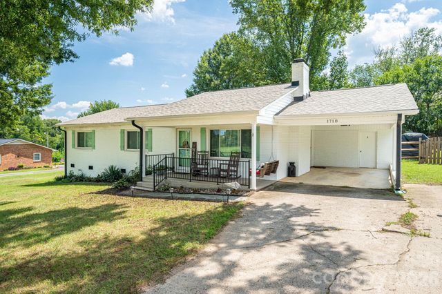 1718 Woolie Road, Lincolnton, NC 28092