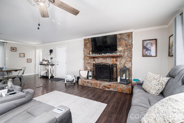 1718 Woolie Road, Lincolnton, NC 28092