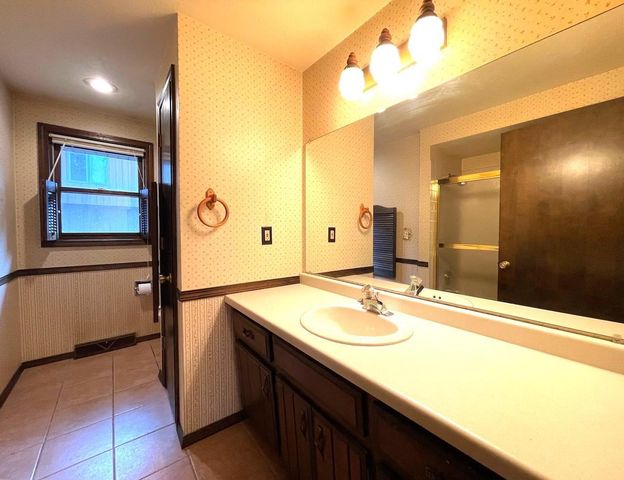 3112 BIRDIE COURT, Green Bay, WI 54313