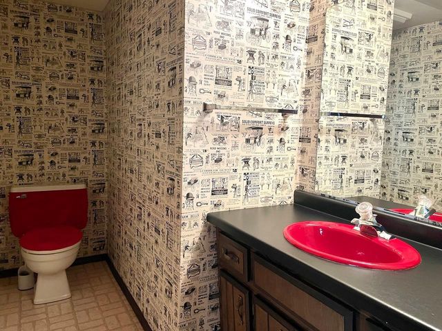 3112 BIRDIE COURT, Green Bay, WI 54313